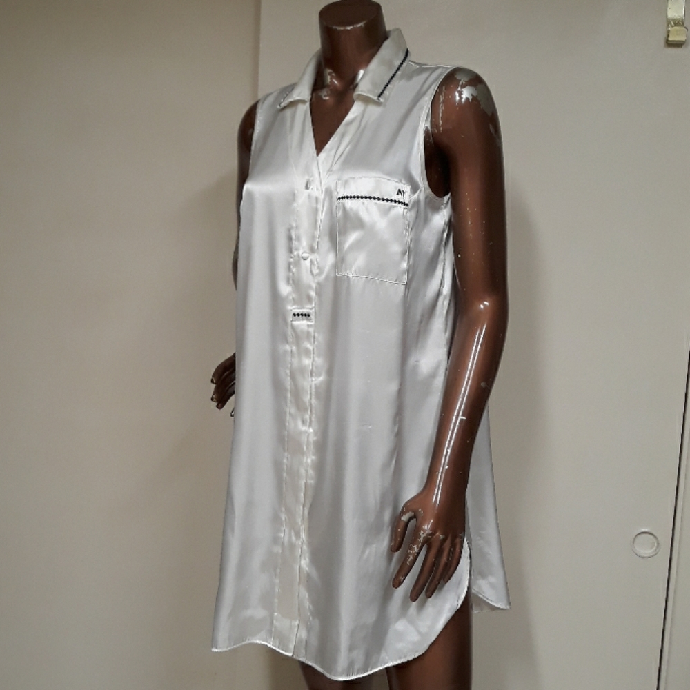 Jones New York Satin Night Shirt Gown